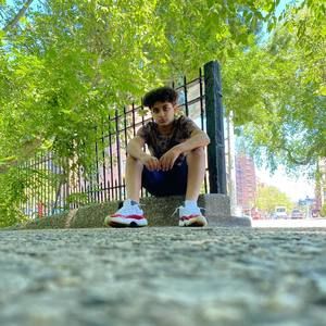 Meet your Posher, Adam